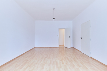1.NP - ložnice 2 - Prodej domu 171 m², Praha 10 - Hostivař