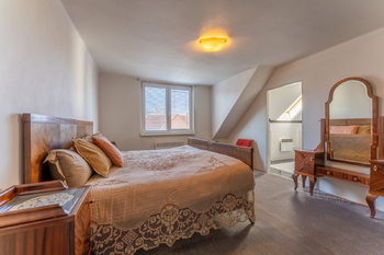 3.NP - pokoj 1 - Prodej domu 171 m², Praha 10 - Hostivař