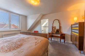 3.NP - pokoj 1 - Prodej domu 171 m², Praha 10 - Hostivař