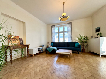 Prodej bytu 3+1 v osobním vlastnictví 98 m², Praha 7 - Bubeneč