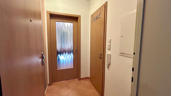 Předsíň  - Prodej kancelářských prostor 24 m², Praha 9 - Letňany