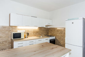 kuchyňský kout - Pronájem bytu 3+kk v osobním vlastnictví 66 m², Praha 4 - Podolí