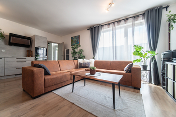 Obývací pokoj  - Prodej domu 84 m², Unhošť