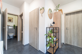 Předsíň - Prodej domu 84 m², Unhošť