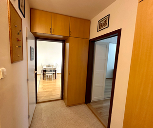 Pronájem bytu 2+kk v družstevním vlastnictví 52 m², Praha 4 - Modřany