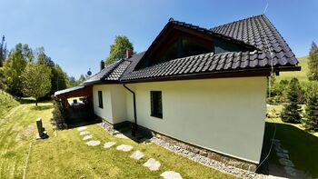 Prodej domu 298 m², Holčovice