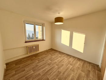 Pronájem bytu 3+1 v osobním vlastnictví 62 m², Vsetín