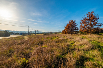 Prodej pozemku 1528 m², Třemošná