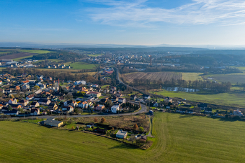 Prodej pozemku 1528 m², Třemošná