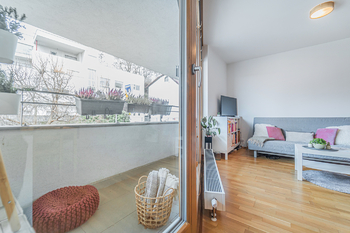 Prodej bytu 2+kk v osobním vlastnictví 56 m², Praha 8 - Libeň