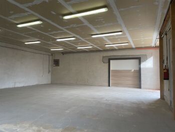 Pronájem výrobních prostor 145 m², Týnec