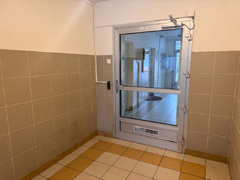 Pronájem bytu 2+1 v osobním vlastnictví 54 m², Praha 4 - Krč