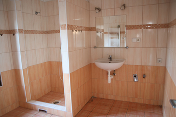 Prodej domu 1045 m², Libochovice