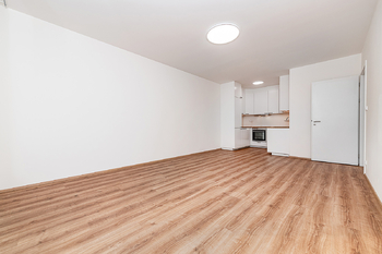 Pronájem bytu 2+kk v osobním vlastnictví 79 m², Praha 9 - Prosek