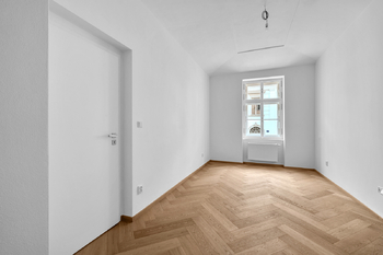 Prodej bytu 2+1 v osobním vlastnictví 56 m², Praha 5 - Smíchov