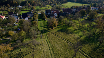 Prodej pozemku 7010 m², Poličná