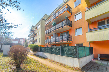 Prodej bytu 2+kk v osobním vlastnictví 57 m², Praha 5 - Hlubočepy