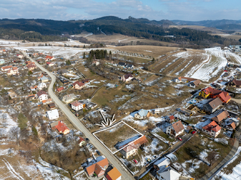 Prodej pozemku 968 m², Lačnov