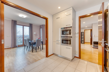 Pronájem bytu 5+1 v osobním vlastnictví 182 m², Praha 2 - Vinohrady