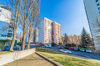 Prodej bytu 1+kk v osobním vlastnictví 26 m², Praha 6 - Vokovice