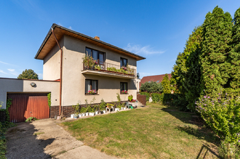 Prodej domu 222 m², Praha 5 - Lipence