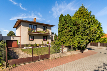 Prodej domu 222 m², Praha 5 - Lipence