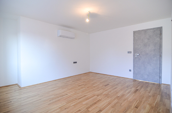 Prodej bytu 3+kk v osobním vlastnictví 239 m², Valtice