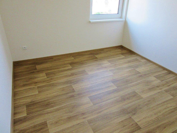 Druhý pokoj. - Pronájem bytu 2+kk v osobním vlastnictví 48 m², Dražice