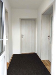 Předsíň. - Pronájem bytu 2+kk v osobním vlastnictví 48 m², Dražice