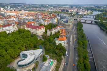 Prodej bytu 3+1 v družstevním vlastnictví 90 m², Praha 7 - Holešovice