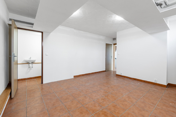 Prodej obchodních prostor 45 m², Praha 6 - Ruzyně