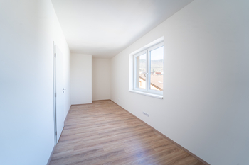 Prodej bytu 3+kk v osobním vlastnictví 1118 m², Beroun