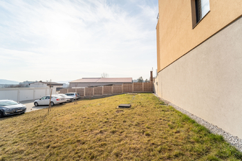 Prodej bytu 3+kk v osobním vlastnictví 1118 m², Beroun