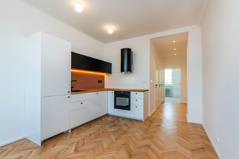 Prodej bytu 2+kk v osobním vlastnictví 52 m², Praha 10 - Dolní Měcholupy