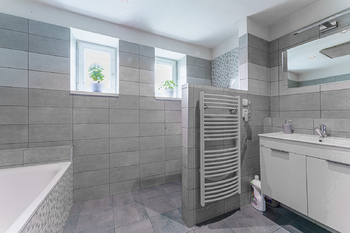 Prodej bytu 3+1 v osobním vlastnictví 72 m², Jince