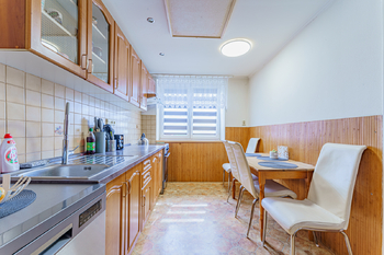 Prodej bytu 3+1 v osobním vlastnictví 72 m², Jince