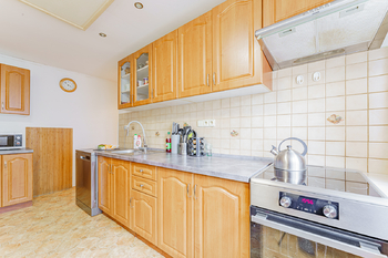 Prodej bytu 3+1 v osobním vlastnictví 72 m², Jince
