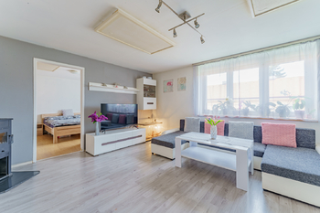 Prodej bytu 3+1 v osobním vlastnictví 72 m², Jince