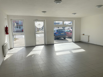 Pronájem obchodních prostor 70 m², Nehvizdy