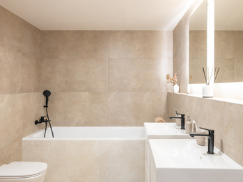 Prodej bytu 5+kk v osobním vlastnictví 153 m², Praha 9 - Hostavice