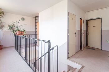 Pronájem bytu 2+kk v družstevním vlastnictví 44 m², Praha 5 - Radotín