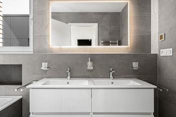 Prodej domu 211 m², Praha 5 - Zbraslav