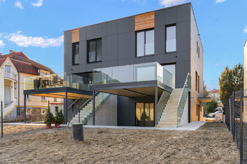 Prodej domu 211 m², Praha 5 - Zbraslav