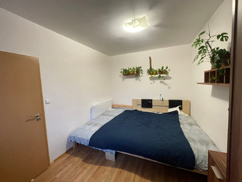 ložnice - Pronájem bytu 3+1 v osobním vlastnictví 68 m², Zlín