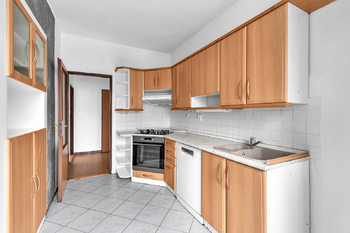 Prodej bytu 3+1 v osobním vlastnictví 82 m², Hradec Králové