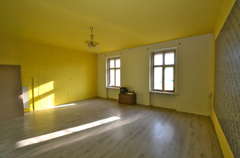 Prodej domu 600 m², Medlov