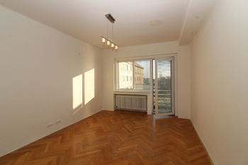 pokoj 2 s balkónem - Pronájem bytu 3+1 v osobním vlastnictví 87 m², Praha 3 - Vinohrady