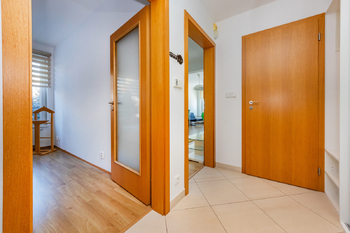 Pronájem bytu 2+kk v osobním vlastnictví 68 m², Praha 5 - Zličín