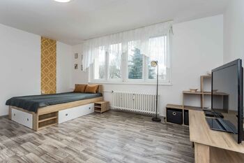 Pronájem bytu 1+1 v osobním vlastnictví 34 m², Meziboří