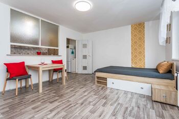 Pronájem bytu 1+1 v osobním vlastnictví 34 m², Meziboří